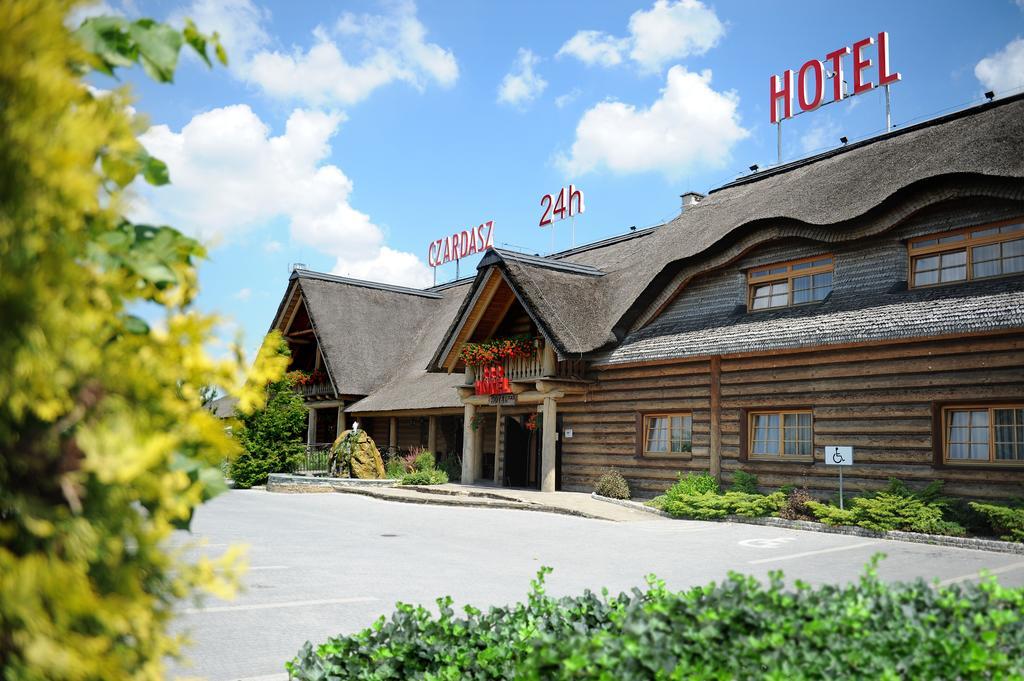 Hotel Czardasz Koziegłowy Extérieur photo